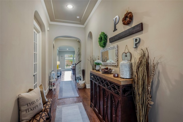 10040 Easton Sky Ln, Cypress, TX 77433 - foyer featuring arched walkways, dark wood-style flooring, baseboards, ornamental molding, and recessed lighting
