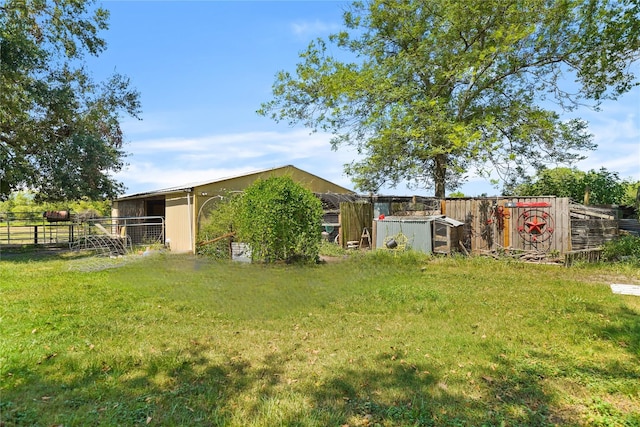 855 County Road 15, Damon, TX 77430 - view of yard featuring an outbuilding and exterior structure