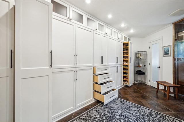 210 Victoria Way, Friendswood, TX 77546 - view of closet