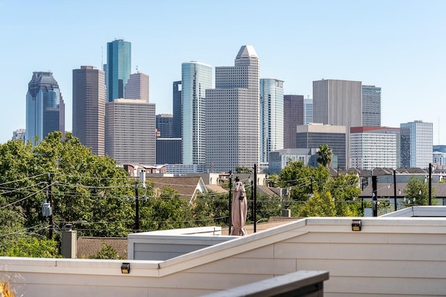 2209 Crocker St, Houston, TX 77006 - view of city skyline