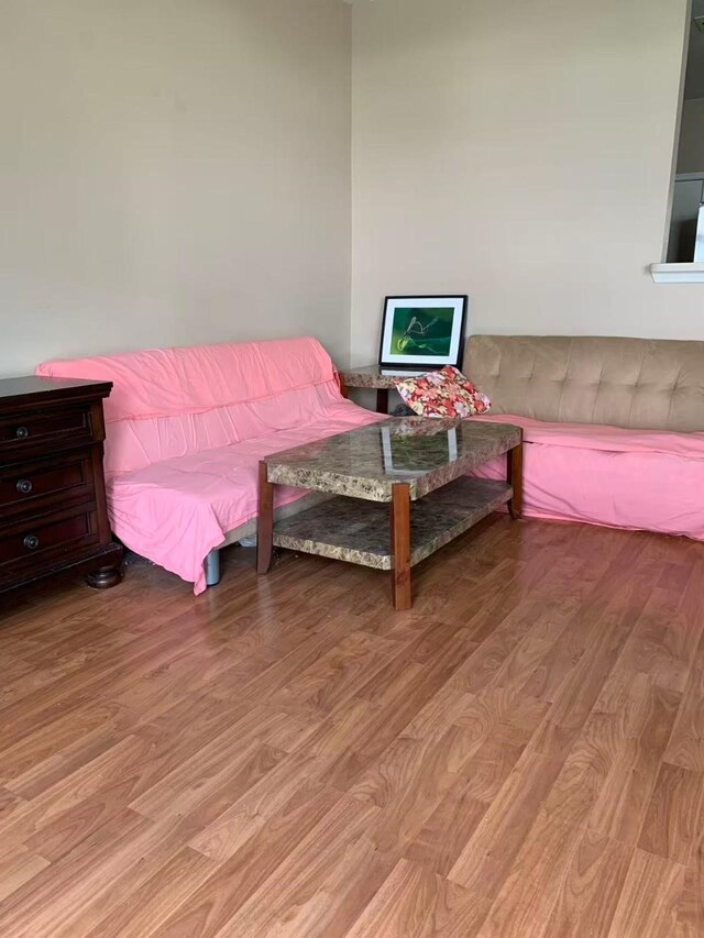 8110 Singing Sonnet Ln, Houston, TX 77072 - interior space with mail area