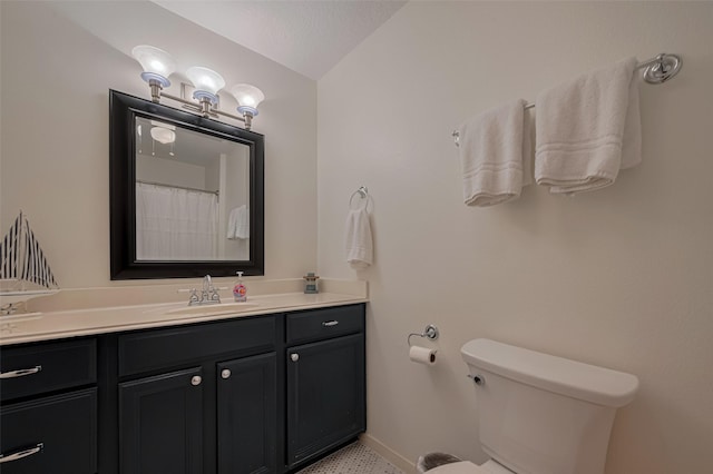 22023 Deaf P Smith Dr, Galveston, TX 77554 - full bath with vanity and lofted ceiling