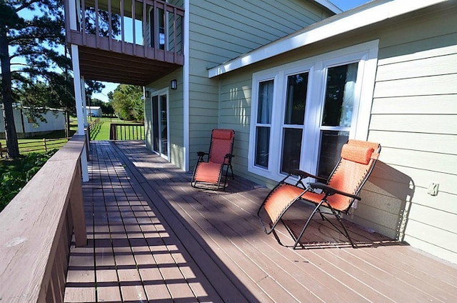 41 Lakeview Shores Dr, Coldspring, TX 77331 - view of wooden terrace