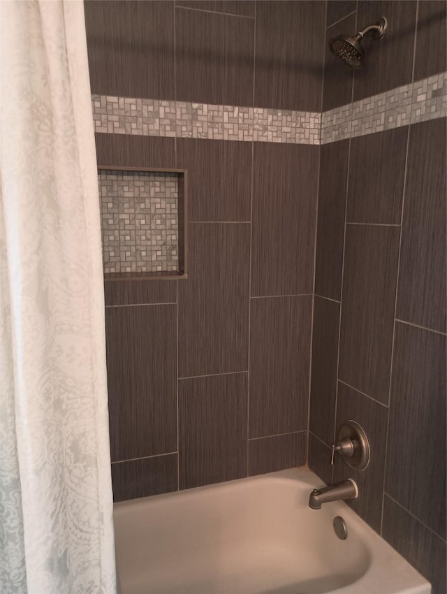 41 Lakeview Shores Dr, Coldspring, TX 77331 - full bath with shower / bath combo