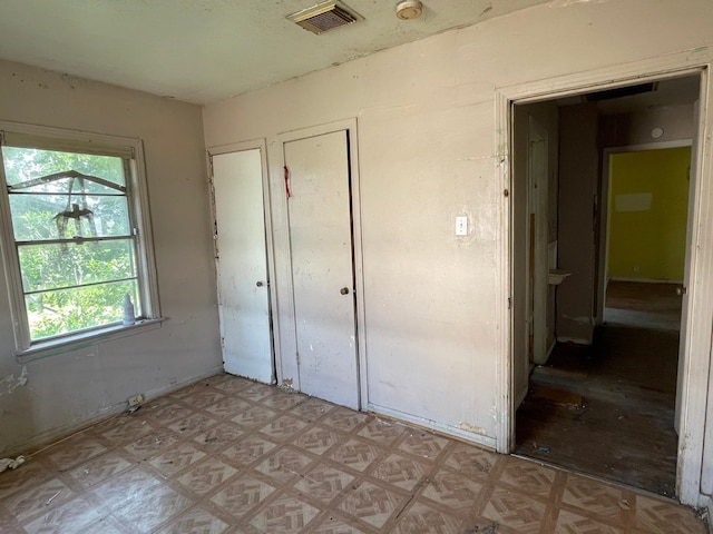 3706 Yosemite St, Houston, TX 77021 - unfurnished bedroom featuring light floors