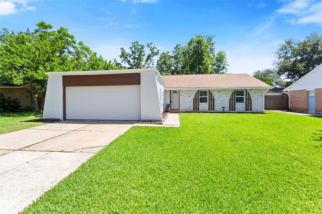 16915 Stardale Ln, Friendswood, TX 77546 - photo 1