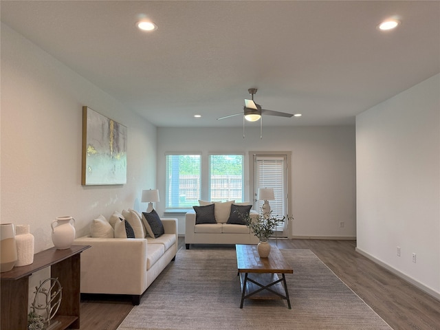 12545 Walmgate Ct, Houston, TX 77047 - living room with a ceiling fan, wood finished floors, recessed lighting, and baseboards
