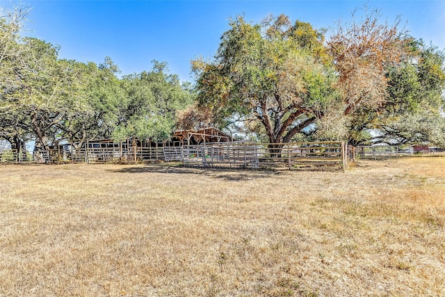 1200 E US Highway 90, Flatonia, TX 78941 - view of yard with an exterior structure