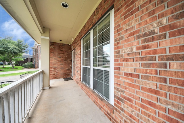 2304 Shadow Canyon Ct, Pearland, TX 77584 - view of porch