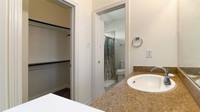 19406 Egret Haven Ln, Cypress, TX 77433 - full bath with toilet, vanity, and curtained shower
