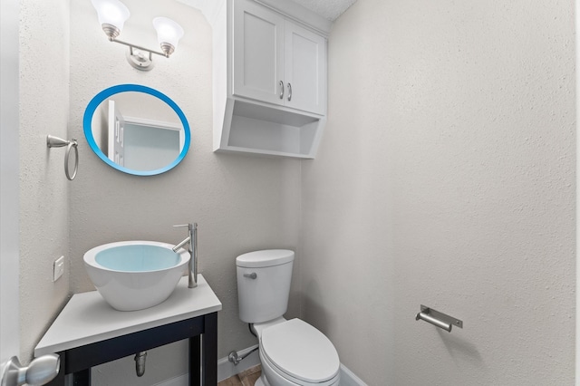 4519 Pioneer Trl, Sugar Land, TX 77479 - bathroom with toilet and vanity