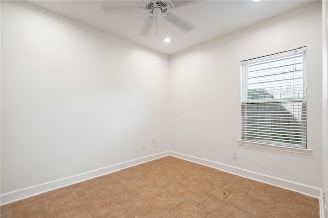 5402 Jonathan Ln, Houston, TX 77011 - unfurnished room featuring ceiling fan, baseboards, and recessed lighting