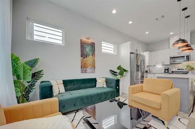 2105 Sam Wilson St Unit C, Houston, TX 77020 - living area with recessed lighting