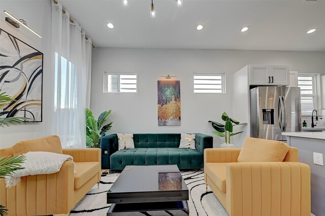 2105 Sam Wilson St Unit C, Houston, TX 77020 - common area featuring recessed lighting and a sink