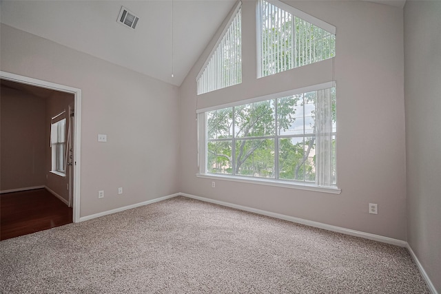 1330 Old Spanish Trl Unit 8306, Houston, TX 77054 - unfurnished room with carpet, baseboards, and high vaulted ceiling