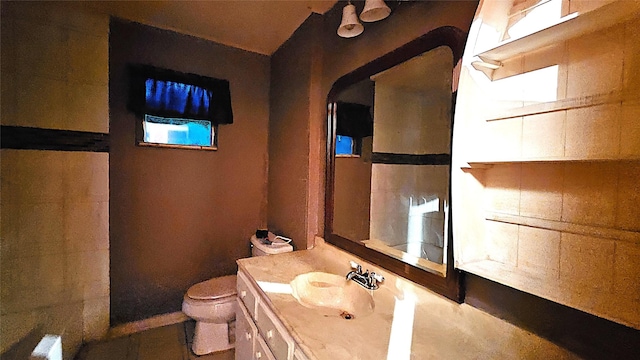 330 Cedar Dr, Hitchcock, TX 77563 - bathroom with vanity and toilet