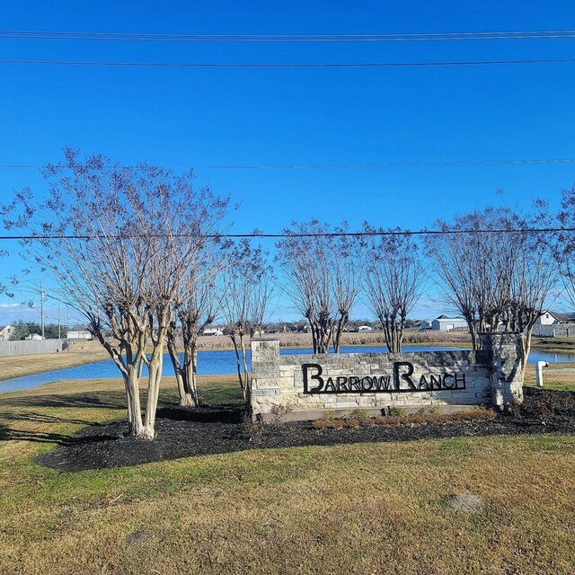 9035 Tumblewood Dr, Beach City, TX 77523
