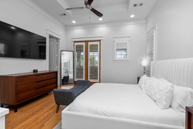 208 Aurora St Unit B, Houston, TX 77008 - bedroom featuring light wood finished floors, access to exterior, crown molding, ceiling fan, and recessed lighting