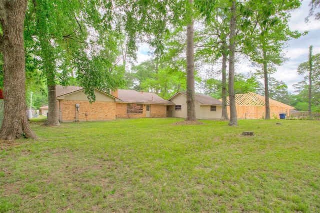 333 Hardy St, Huntsville, TX 77340 - view of yard