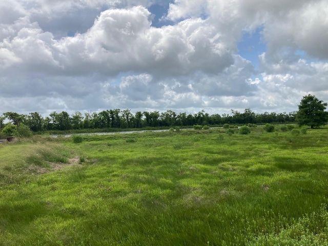 26 Shoreline Dr, Angleton, TX 77515