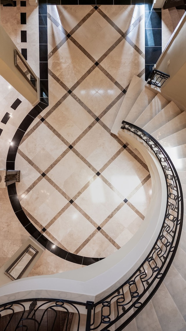 16 Grand Mnr, Sugar Land, TX 77479 - stairway with inlaid floor details