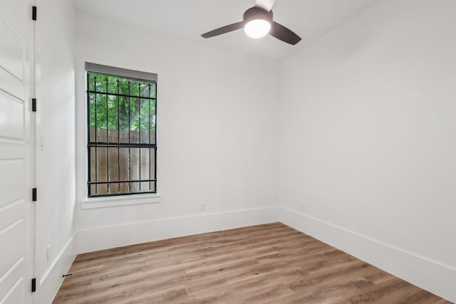 3505 Cobb St, Houston, TX 77004 - unfurnished room featuring wood finished floors, a ceiling fan, and baseboards