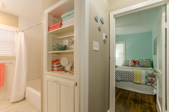 1523 22nd St, Galveston, TX 77550 - view of closet