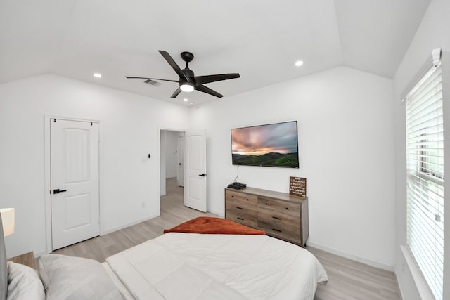 29007 Dryander Forest Ct, Katy, TX 77494 - bedroom featuring vaulted ceiling, light wood-style flooring, recessed lighting, a ceiling fan, and baseboards