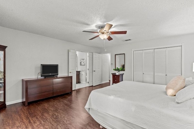 2505 Gerol Dr, Galveston, TX 77551 - bedroom with wood finished floors, a closet, a textured ceiling, a ceiling fan, and baseboards