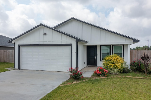 729 Flycatcher Dr, Palacios, TX 77465 - photo 1