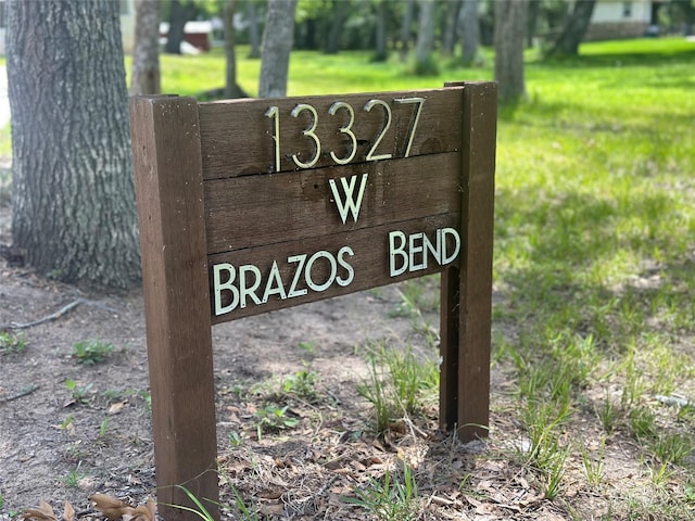 13327 W Brazos Bend Dr, Needville, TX 77461 - photo 44