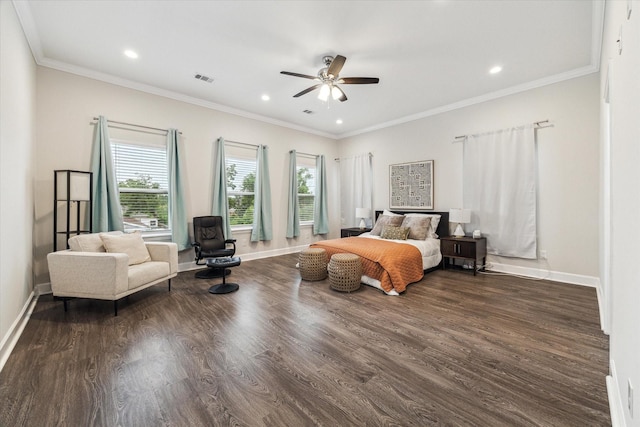 314 E 40th St, Houston, TX 77018 - bedroom with dark wood-type flooring, baseboards, recessed lighting, ornamental molding, and a ceiling fan