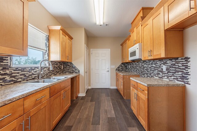 6901 Schlitz Ln, Hitchcock, TX 77563 - photo 7