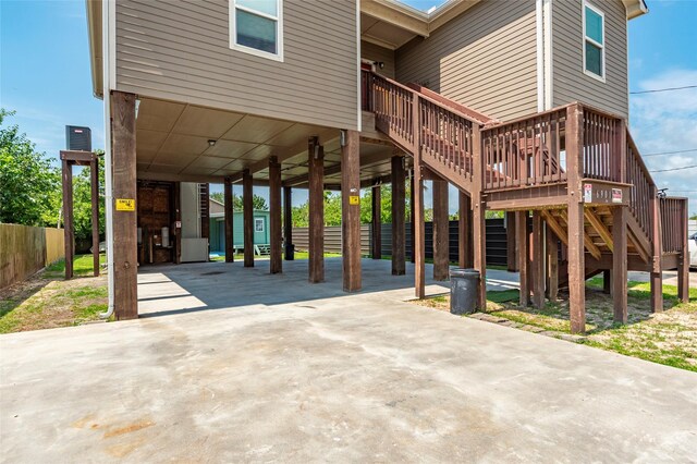 6901 Schlitz Ln, Hitchcock, TX 77563 - photo 3