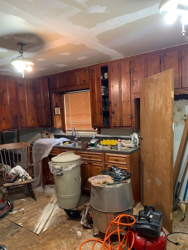 330 Spell St, Houston, TX 77022 - kitchen featuring a sink and dark countertops
