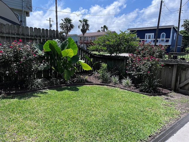 16627 Bermuda Way, Jamaica Beach, TX 77554 - view of yard