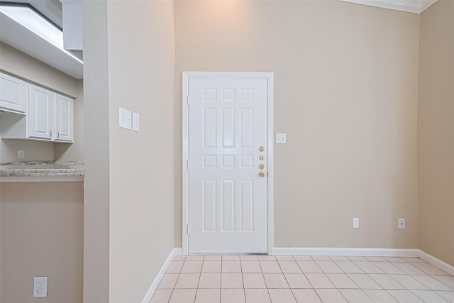 2110 Wilcrest Dr Unit 236, Houston, TX 77042 - entrance foyer featuring light tile patterned floors and baseboards