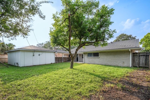 5915 Valkeith Dr, Houston, TX 77096 - view of yard