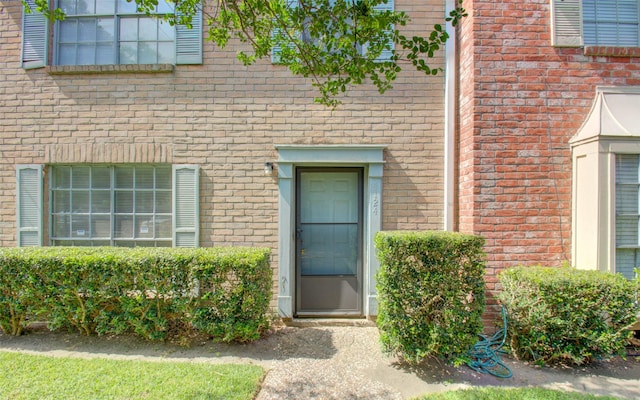 4124 Belle Park Dr, Houston, TX 77072 - entrance to property featuring brick siding