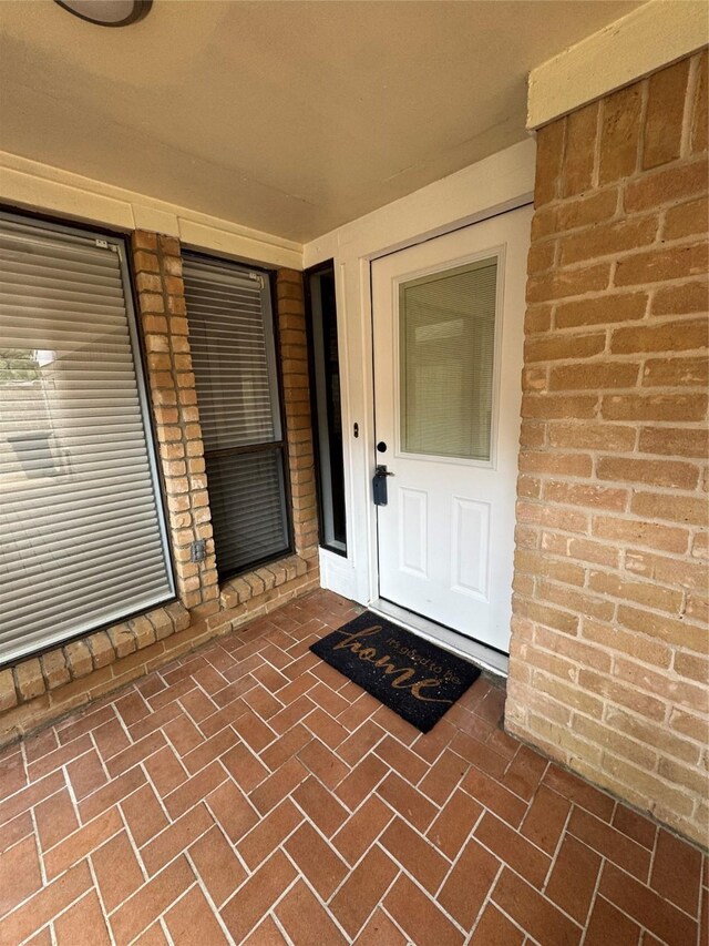 8007 E Oakwood Ct, Houston, TX 77040 - view of exterior entry