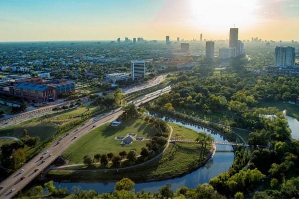 2106 Teague Rd, Houston, TX 77080 - aerial view of property's location featuring a large body of water, nearby urban area, and a highway