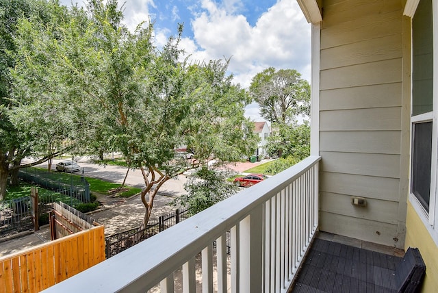 2213 Bellefontaine St, Houston, TX 77030 - view of balcony