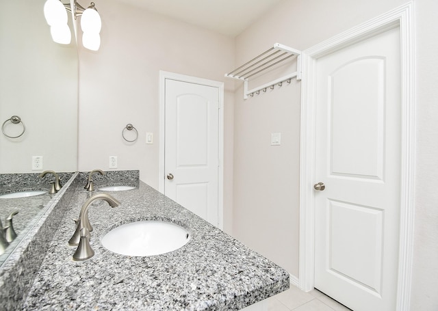 2213 Bellefontaine St, Houston, TX 77030 - full bathroom with double vanity and tile patterned floors