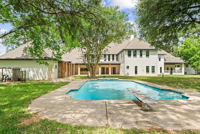 21310 Rosehill Church Rd, Tomball, TX 77377 - view of pool featuring a patio area, a yard, a diving board, and a pool with connected hot tub