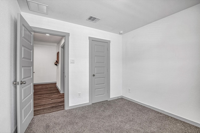 1709 Perch St, Alvin, TX 77511 - unfurnished bedroom featuring carpet floors and baseboards