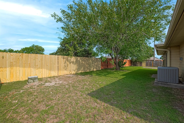 10111 Woodico Ct, Houston, TX 77038 - view of yard featuring central AC unit