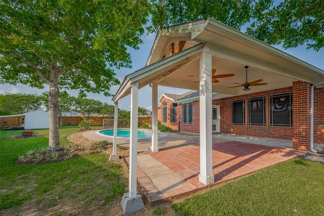 13409 Timberoak Ct, Rosharon, TX 77583 - view of patio / terrace featuring a ceiling fan