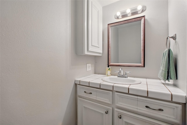 1118 Hammock St, Houston, TX 77009 - bathroom with vanity