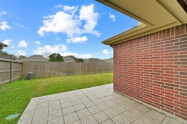 404 Live Oak Ln, Friendswood, TX 77546 - view of patio / terrace