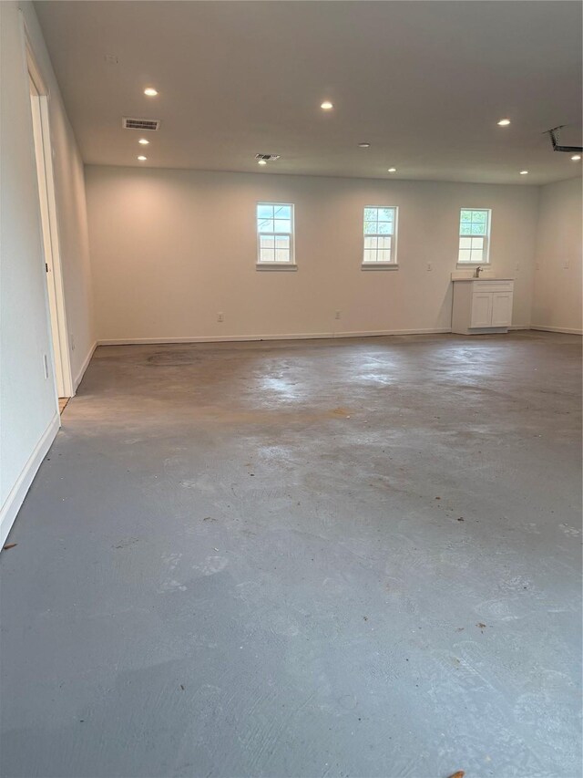 115 Penick Rd, Waller, TX 77484 - basement featuring recessed lighting and baseboards